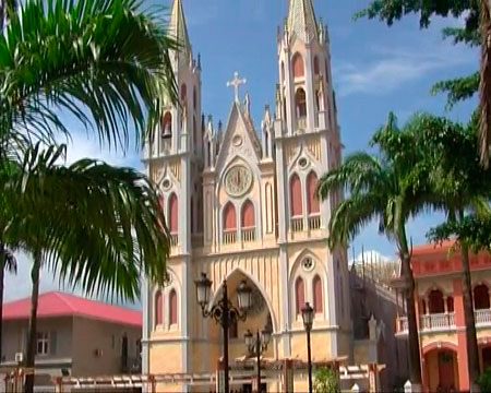 Santa Misa desde la Catedral de Malabo